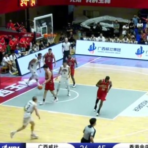 百分百命中率！香港金牛杨文学手感火热砍下14分4板2助