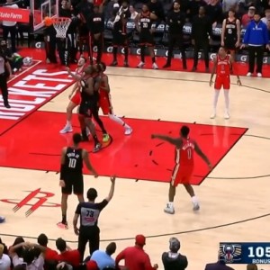 官网-功亏一篑！德章泰·穆雷第2罚故意不中 墨菲漂移三分绝杀失手